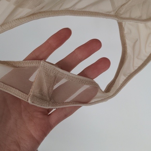 Lush Women's Bodysuit‎ Size Small Rose Gold Long Sleeve Ruffle Faux Wrap V Neck - Picture 10 of 16